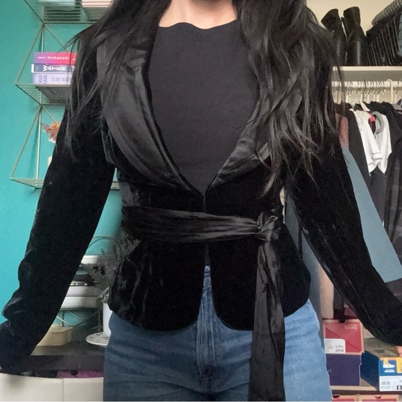 Kay Unger Black Velvet Blazer - Picture 7 of 9